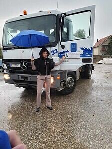 Renovacija vodovoda i kanalizacije Grocka, službena oprema i vozila JP Vodovod i Kanalizacija Grocka.