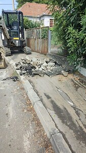 Разурена улица, ремонт и одржавање водоводне и канализационе мреже ЈП Водовод и Канализација Гроцка.